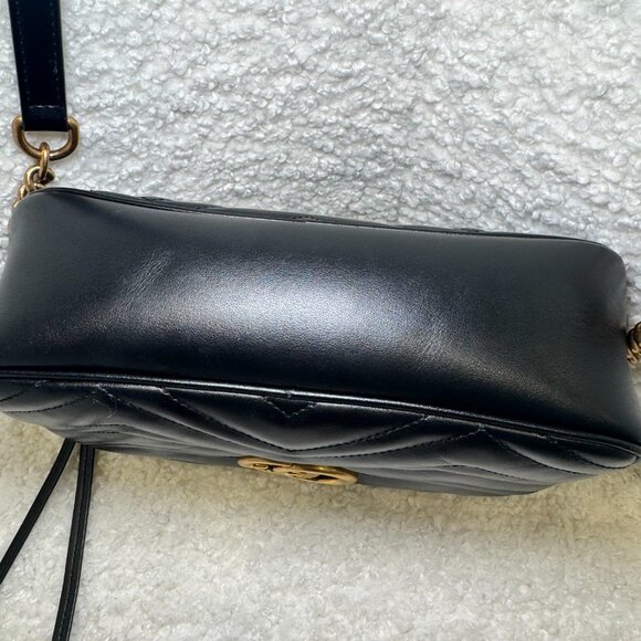 Women's Gucci GG Marmont Small Camera Bag - Picture 6 of 11